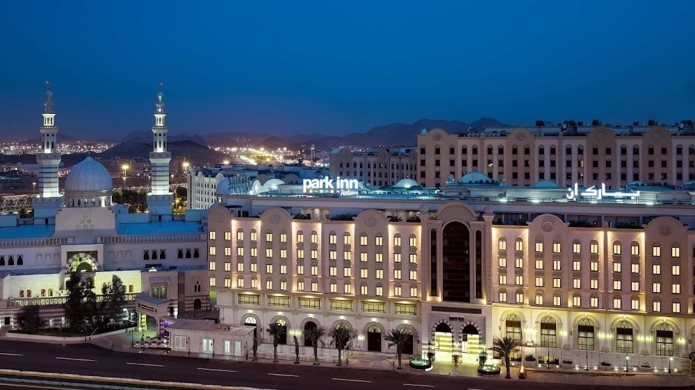 Al-Snoud Al-Maali Hotel