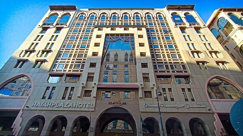 Hayah Plaza Hotel