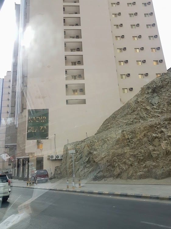 Kadir Plaza